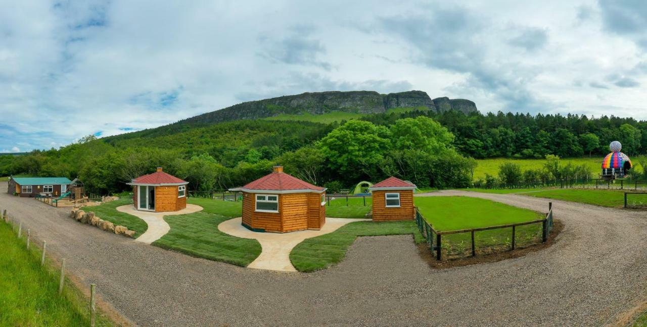 Вилла Waterfall Caves Turn-Around-Houses Лимавади Экстерьер фото